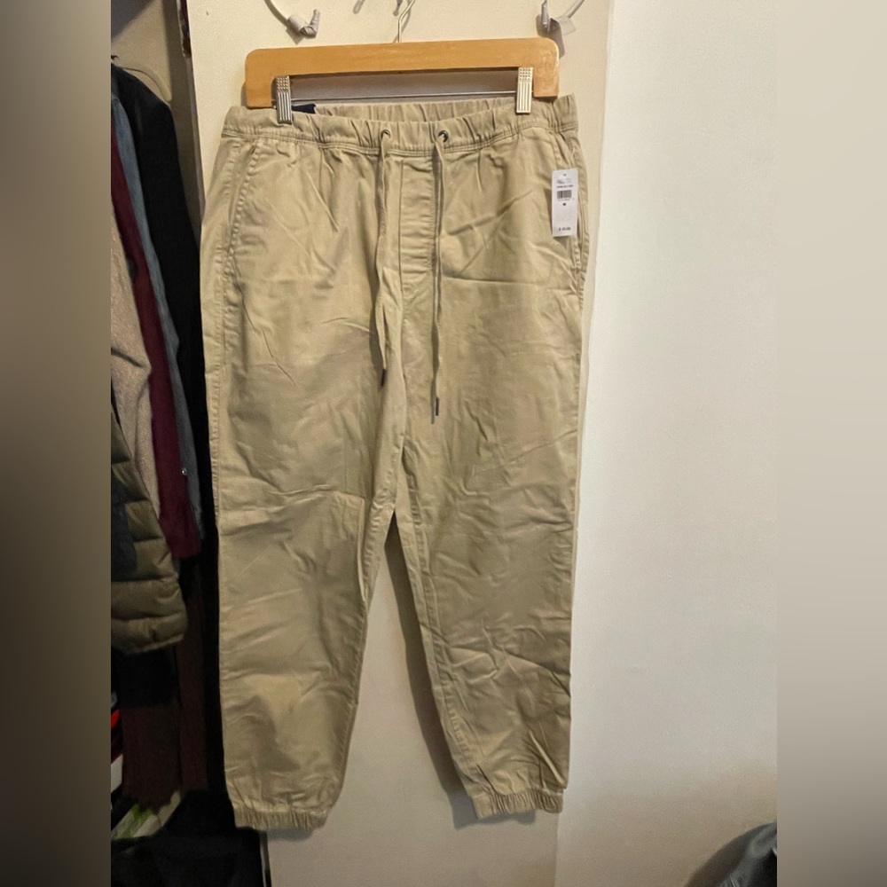 Gap Men’s Joggers -M